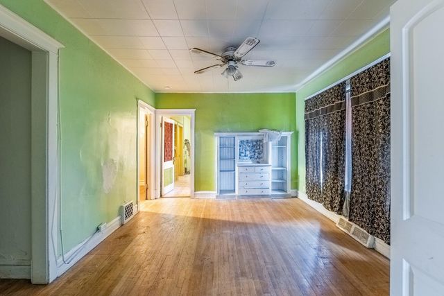11849 S Wentworth Avenue, Chicago, IL 60628