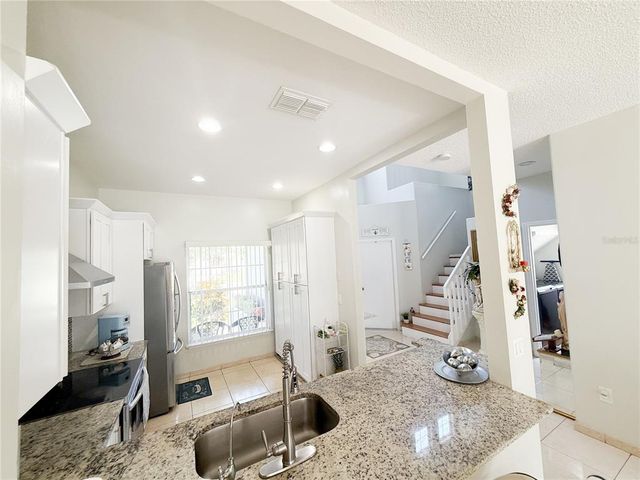 1827 MEADOW POND WAY, Orlando, FL 32824
