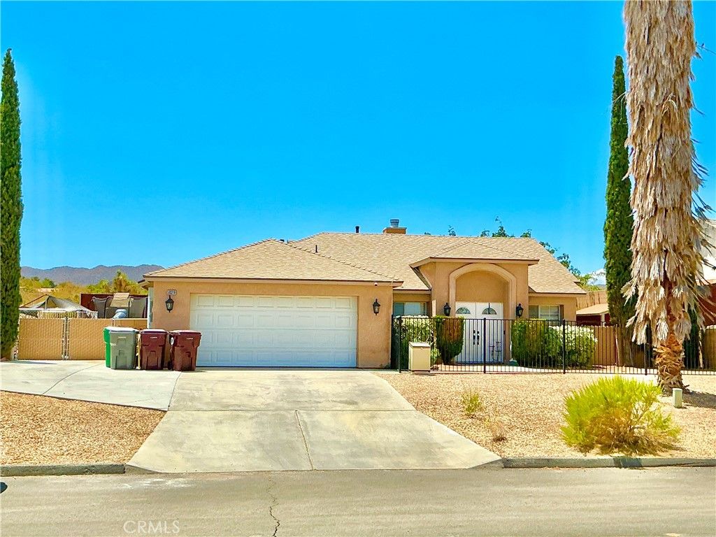 Image 1 of property listing at 58319 Mountain View, Yucca Valley, CA 92284