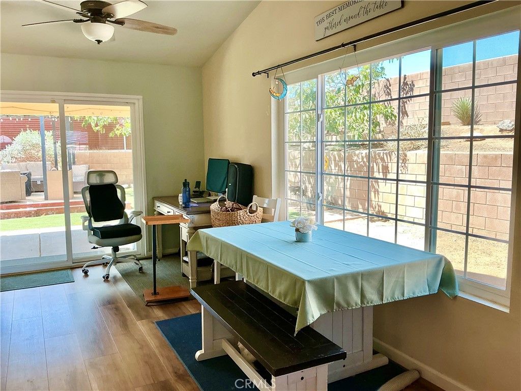 Image 5 of property listing at 58319 Mountain View, Yucca Valley, CA 92284