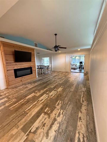 2207 POINSETTIA LANE, Deland, FL 32724