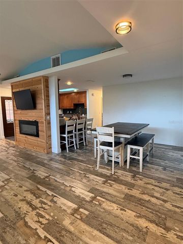 2207 POINSETTIA LANE, Deland, FL 32724