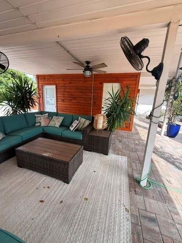 2207 POINSETTIA LANE, Deland, FL 32724