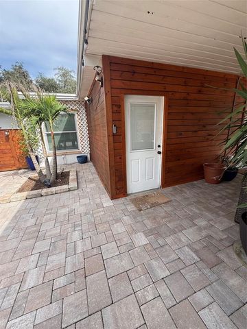 2207 POINSETTIA LANE, Deland, FL 32724