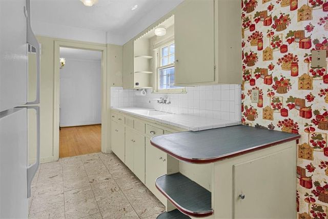 10011 & 10009 E 35th Terrace S, Independence, MO 64052
