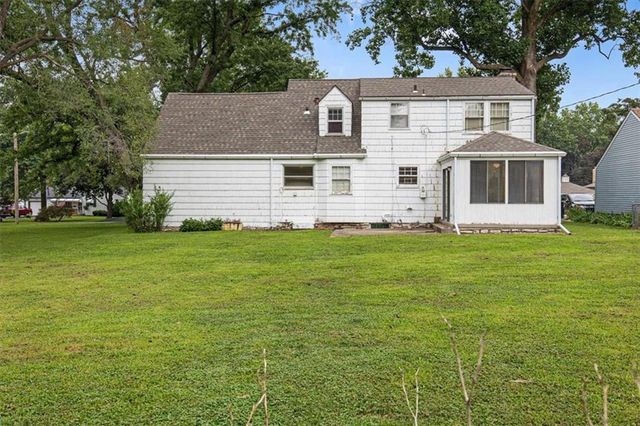 10011 & 10009 E 35th Terrace S, Independence, MO 64052