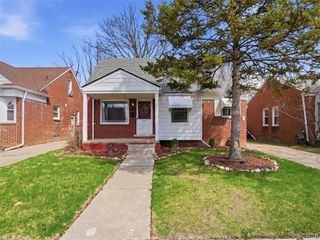 9912 Marion, Redford, MI 48239