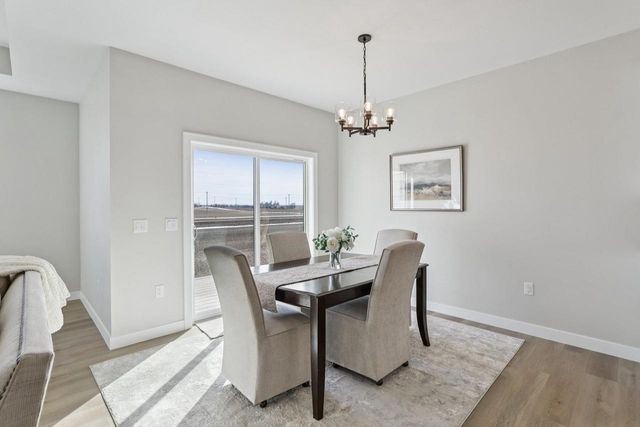 2415 Bluestem Crossing, Prairie Du Sac, WI 53578