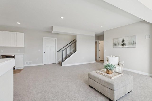 2415 Bluestem Crossing, Prairie Du Sac, WI 53578