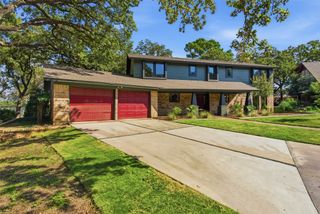 401 Rocky Canyon Court, Arlington, TX 76011