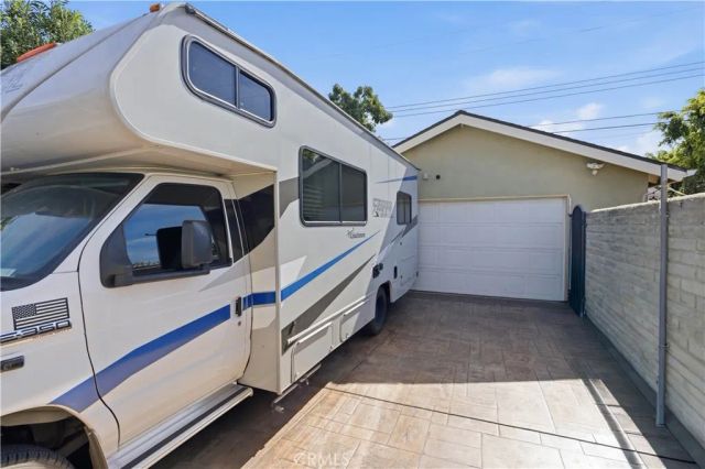 1524 E Old Badillo, Covina, CA 91724