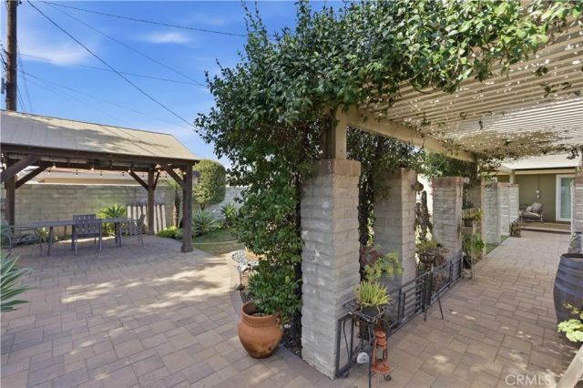 1524 E Old Badillo, Covina, CA 91724