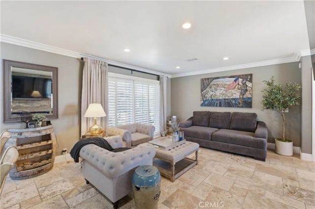 1524 E Old Badillo, Covina, CA 91724