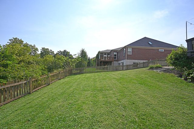 1596 Southcross Drive, Hebron, KY 41048