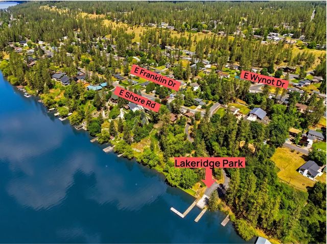 122 E Wynot Dr, Nine Mile Falls, WA 99026