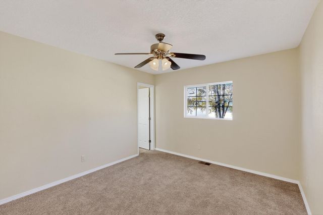 716 Georgia Street SE, Albuquerque, NM 87108