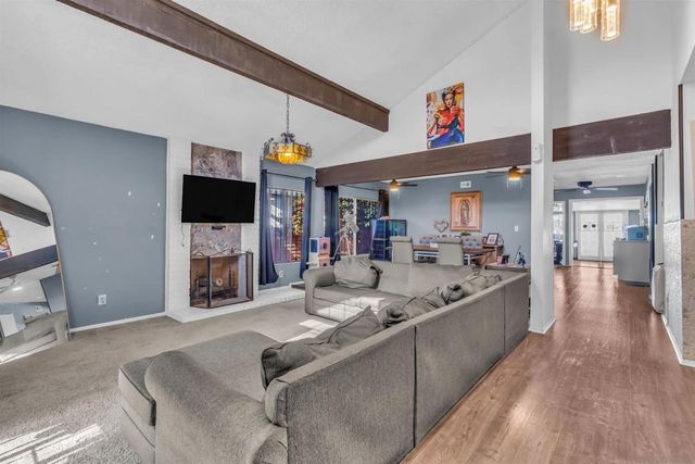 607 E J St, Chula Vista, CA 91910