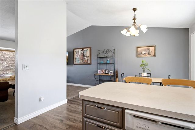 2087 W 1630 N, Clinton, UT 84015