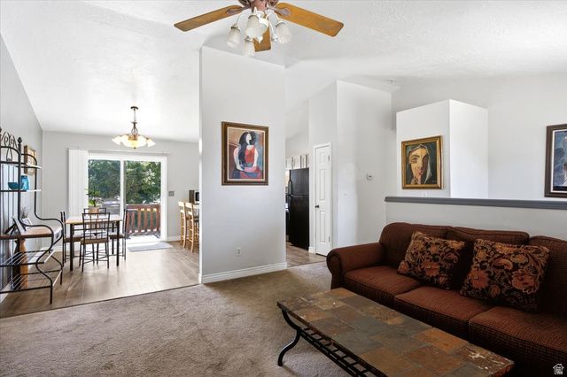 2087 W 1630 N, Clinton, UT 84015