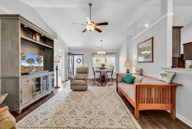 3230 Merganser Dr., Conway, SC 29527