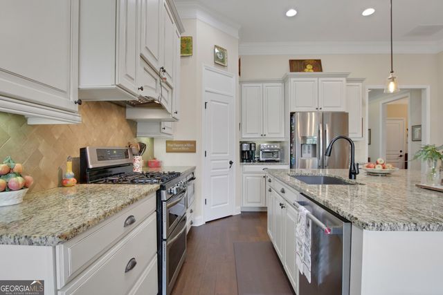 407 Windy Ridge Way, Canton, GA 30114