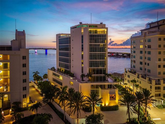 280 GOLDEN GATE POINT 300, Sarasota, FL 34236