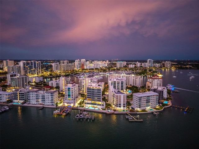 280 GOLDEN GATE POINT 300, Sarasota, FL 34236