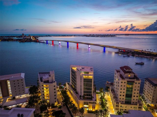 280 GOLDEN GATE POINT 300, Sarasota, FL 34236