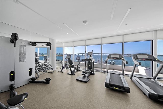 280 GOLDEN GATE POINT 300, Sarasota, FL 34236