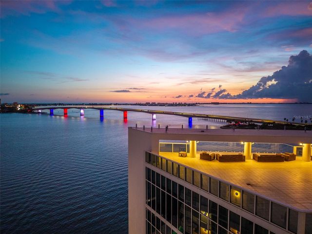 280 GOLDEN GATE POINT 300, Sarasota, FL 34236