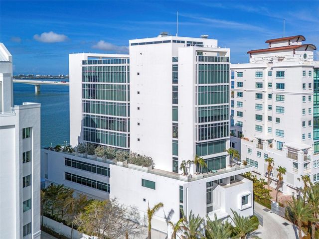 280 GOLDEN GATE POINT 300, Sarasota, FL 34236