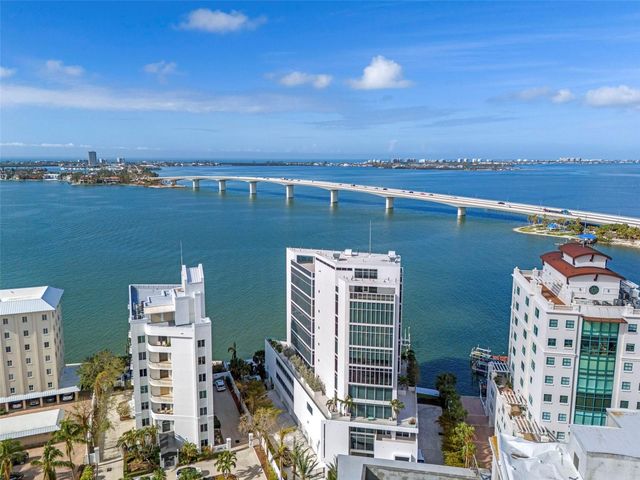 280 GOLDEN GATE POINT 300, Sarasota, FL 34236