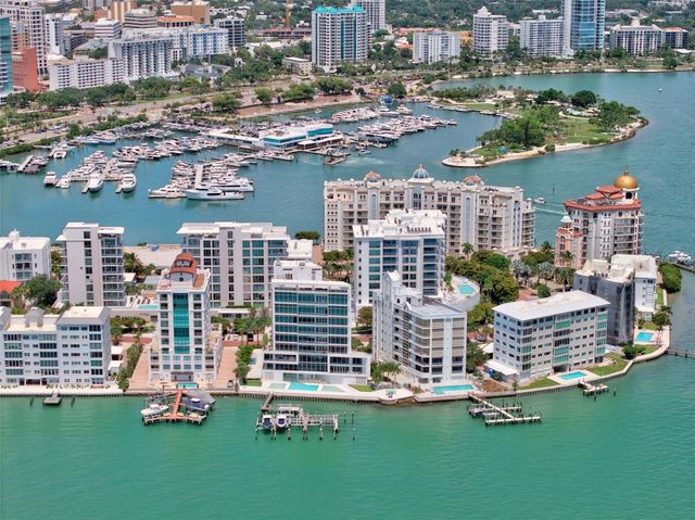 280 GOLDEN GATE POINT 300, Sarasota, FL 34236
