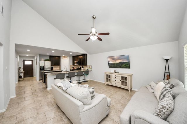 8126 Carillon Way, Rosharon, TX 77583