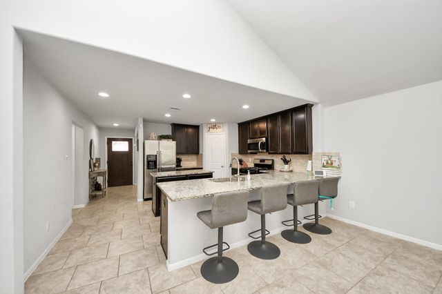 8126 Carillon Way, Rosharon, TX 77583