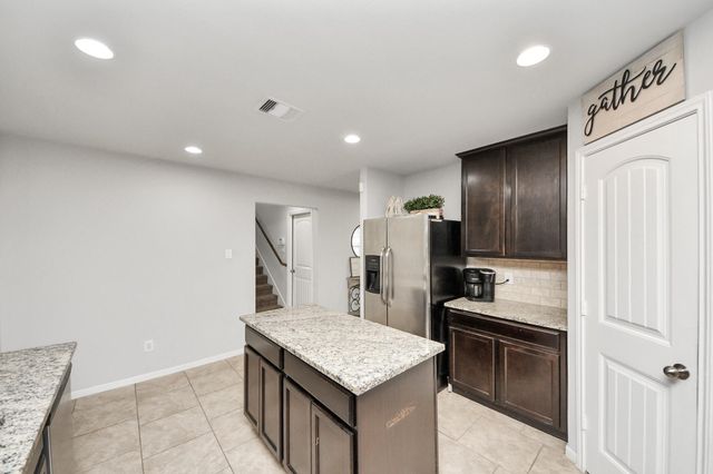 8126 Carillon Way, Rosharon, TX 77583