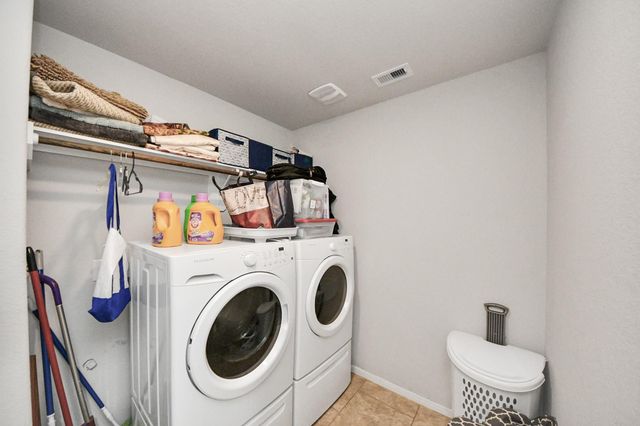 8126 Carillon Way, Rosharon, TX 77583