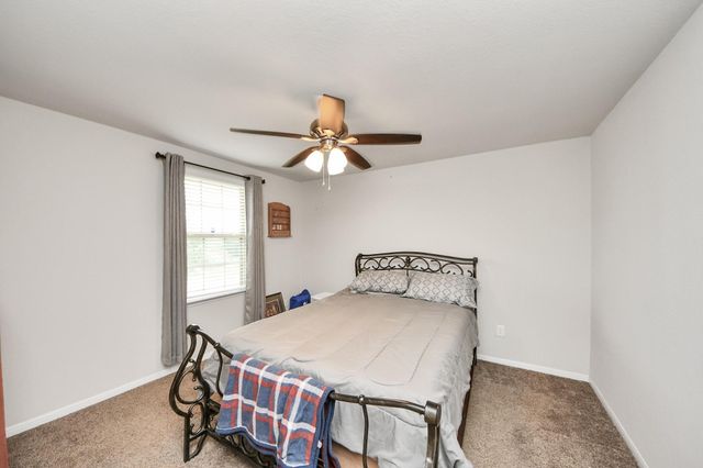 8126 Carillon Way, Rosharon, TX 77583