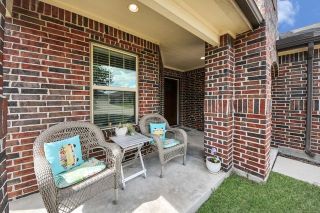 8126 Carillon Way, Rosharon, TX 77583