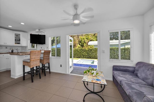 1005 Columbus Blvd, Coral Gables, FL 33134