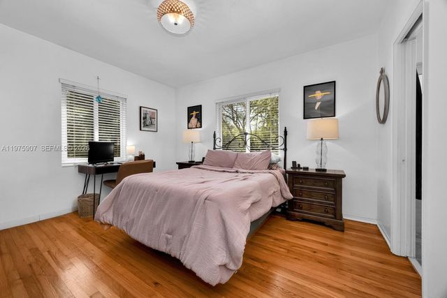 1005 Columbus Blvd, Coral Gables, FL 33134