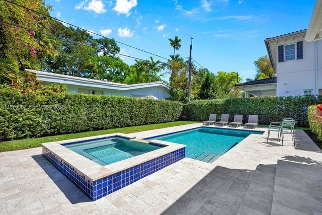 1005 Columbus Blvd, Coral Gables, FL 33134