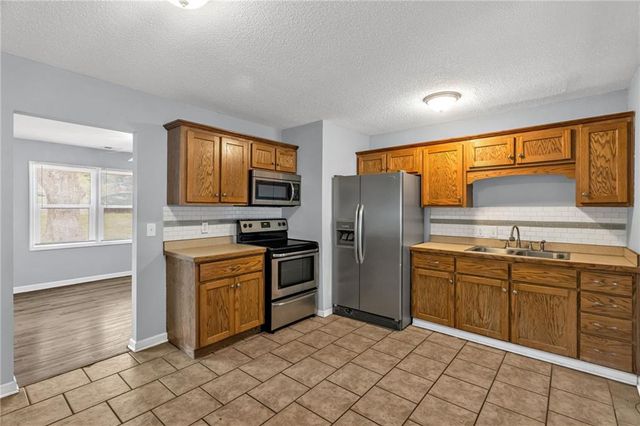 6011 Freeman Avenue, Kansas City, KS 66102