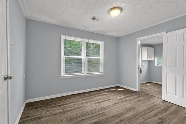 6011 Freeman Avenue, Kansas City, KS 66102