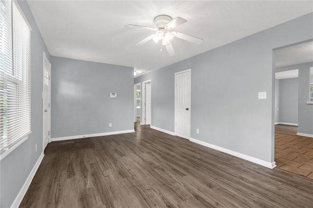 6011 Freeman Avenue, Kansas City, KS 66102