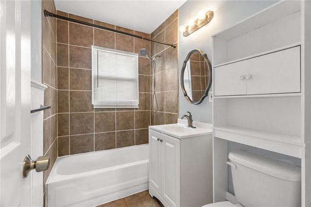 6011 Freeman Avenue, Kansas City, KS 66102
