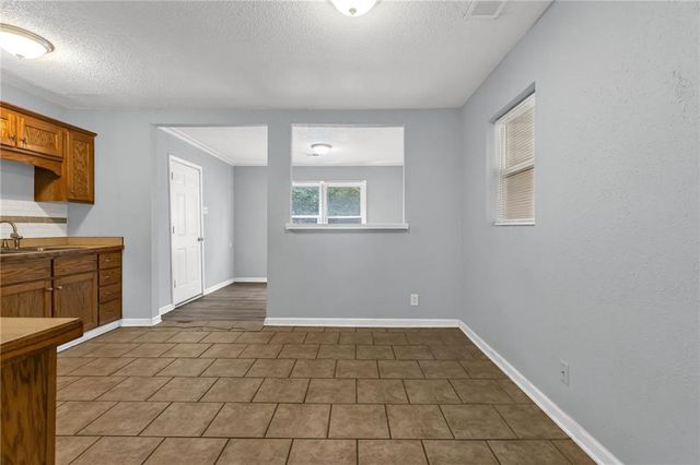 6011 Freeman Avenue, Kansas City, KS 66102