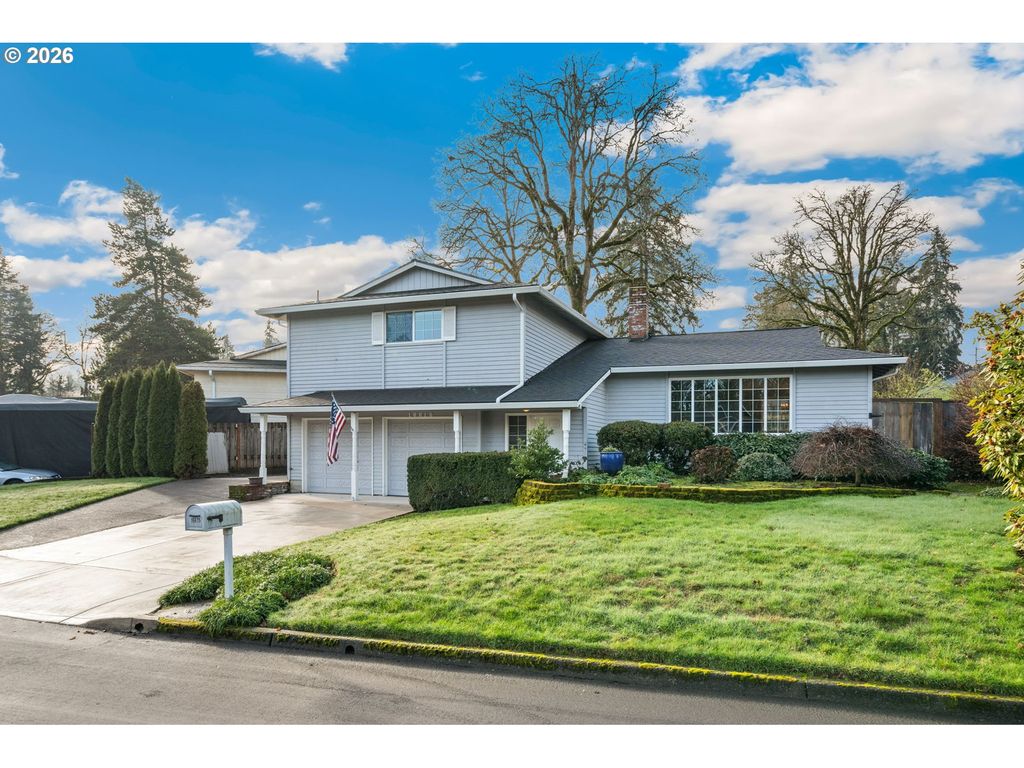 16615 CHURCHILL Dr, Gladstone, OR 97027