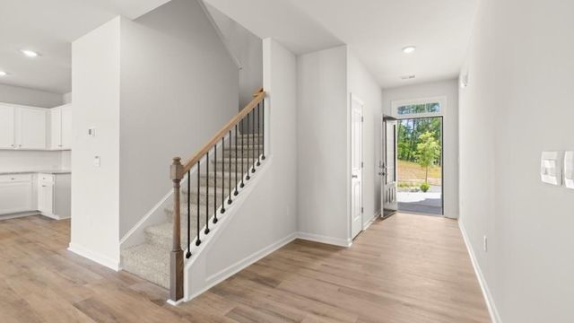 1797 Meadow Green Circle, Gainesville, GA 30501