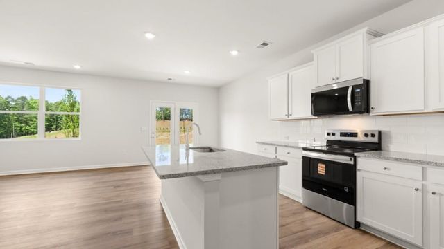 1797 Meadow Green Circle, Gainesville, GA 30501